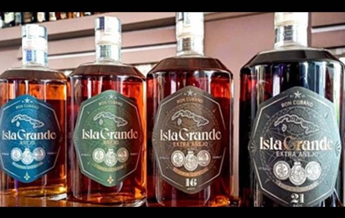 Autorizan a ocho marcas de ron cubano a usar la Marca País