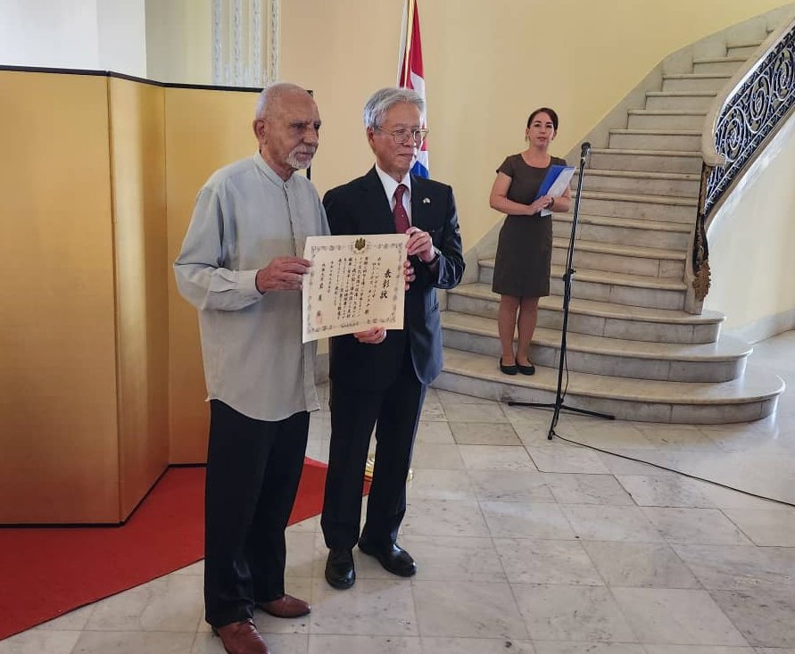 Distinguen a promotores de la cultura japonesa en Cuba