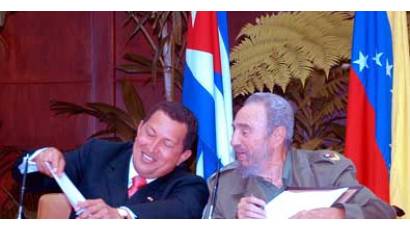 Hugo Rafael Chávez Frías y Fidel Castro Ruz