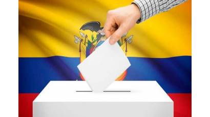 Elecciones en un Ecuador con crisis generalizada