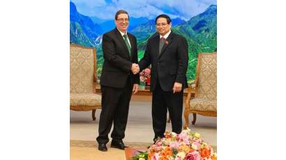 Fructífero encuentro de Canciller cubano y Primer Ministro de Vietnam