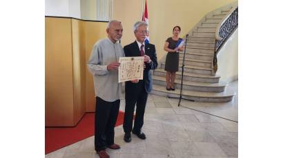 Distinguen a promotores de la cultura japonesa en Cuba