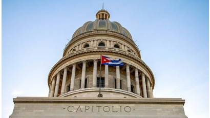Nuevos decretos fundamentan las actuales transformaciones socioeconómicas