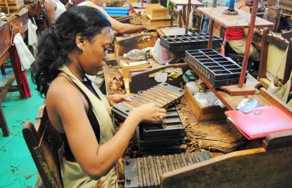 Comenzó con apertura de su feria comercial